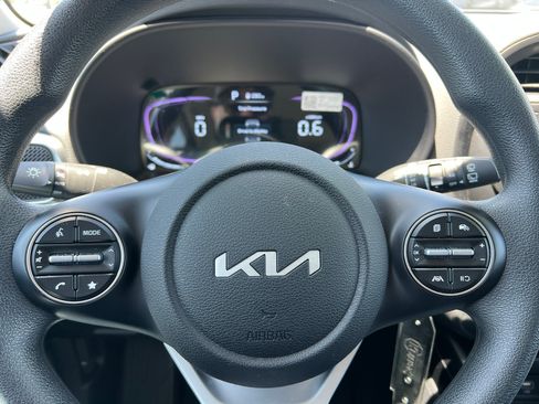 Certified 2025 Kia Soul LX FWD image 23