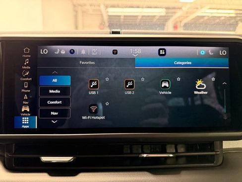 Used 2024 Jeep Wrangler Unlimited Sahara w/ Technology Group AWD/4WD image 41