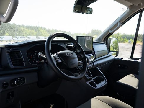 Used 2024 Ford Transit 350 XLT RWD image 13