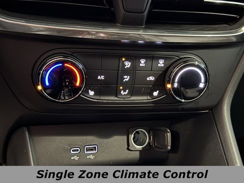 Used 2024 Buick Encore GX Preferred w/ Comfort Package image 10