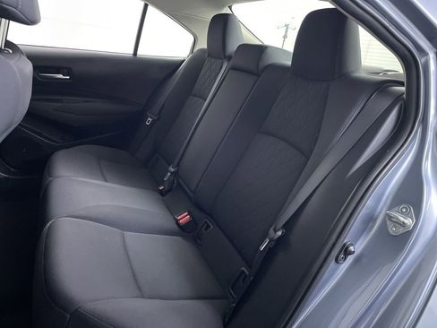 Used 2020 Toyota Corolla LE image 19