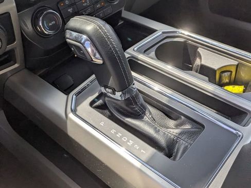 Used 2016 Ford F150 Lariat RWD image 19
