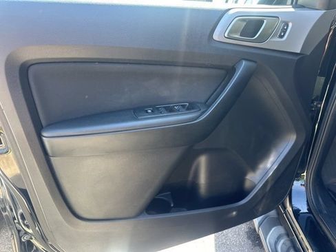 Used 2019 Ford Ranger XLT w/ Equipment Group 302A Luxury AWD/4WD image 9