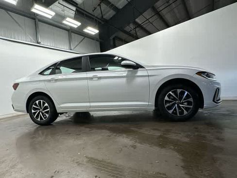 Used 2026 Volkswagen Jetta S FWD image 3