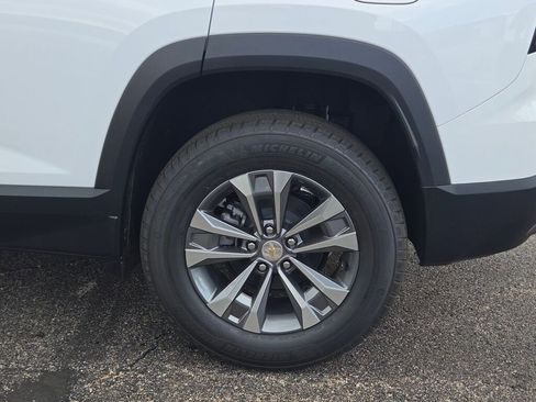 New 2026 Chevrolet Equinox LT w/ Safety and Technology Package AWD/4WD image 15