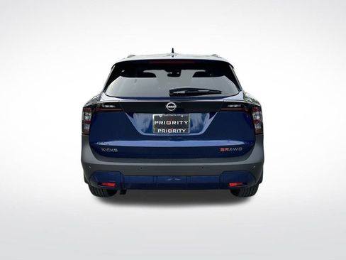 New 2025 Nissan Kicks SR w/ SR Premium Package image 4