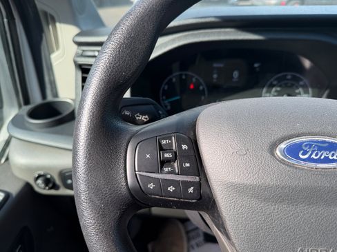 Used 2024 Ford Transit 250 Low Roof w/ Exterior Upgrade Package RWD image 19