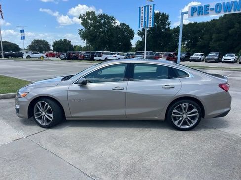Used 2024 Chevrolet Malibu LT FWD image 3