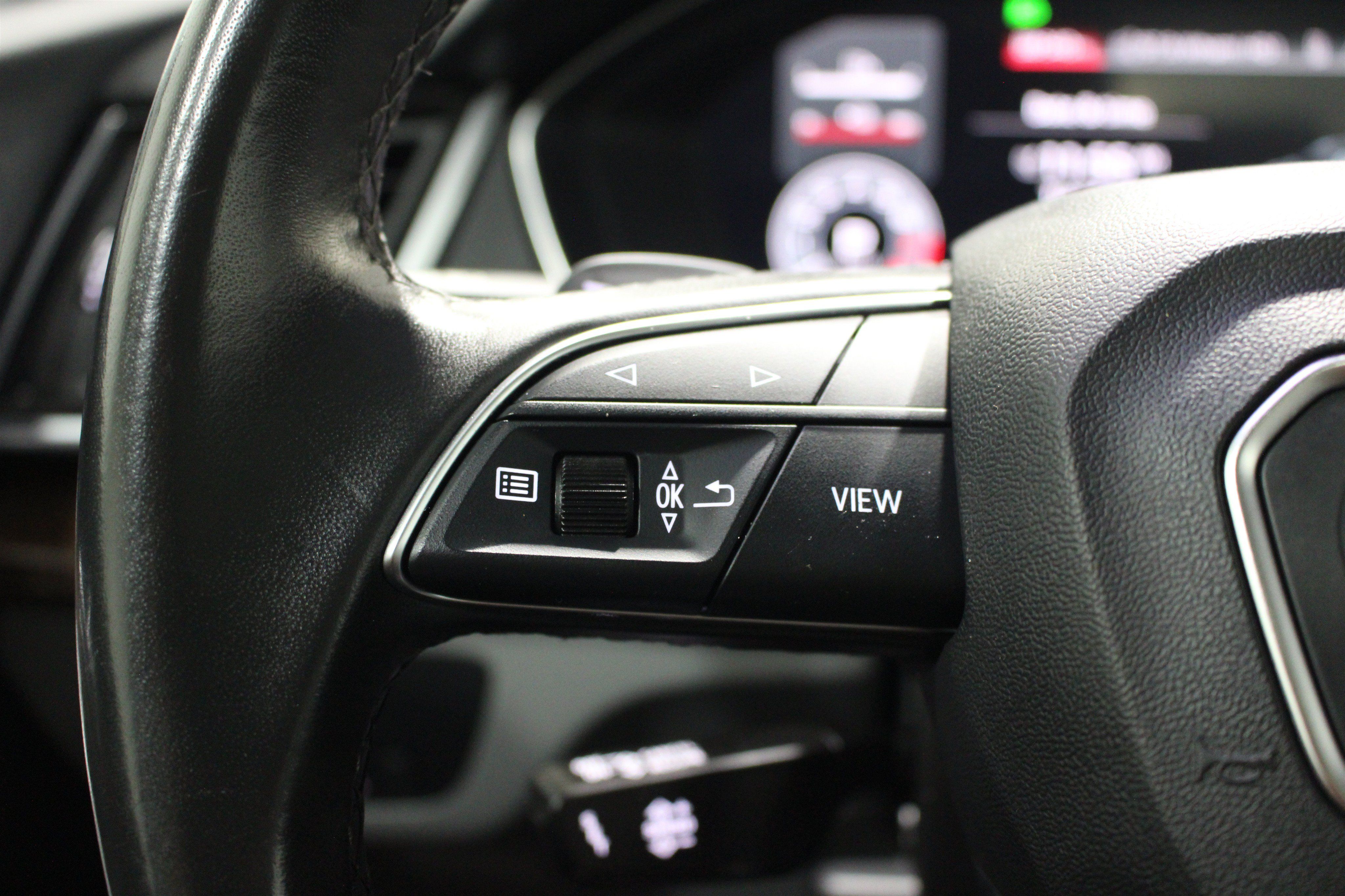 Used 2022 Audi Q5 e Premium Plus AWD/4WD image 13