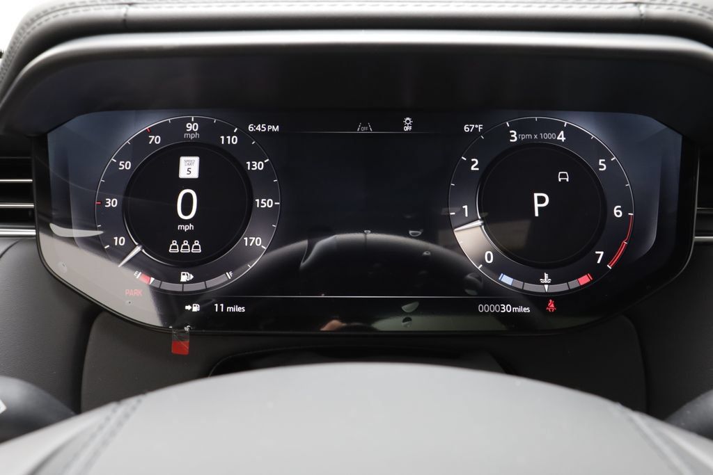New 2027 Land Rover Range Rover Sport Dynamic SE AWD/4WD image 9