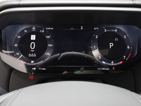 New 2027 Land Rover Range Rover Sport Dynamic SE AWD/4WD image 9