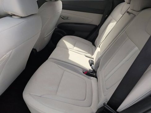Used 2025 Hyundai Tucson SEL FWD image 27
