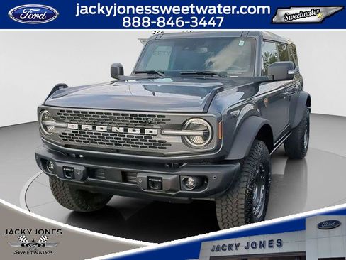 New 2025 Ford Bronco Badlands AWD/4WD image 3