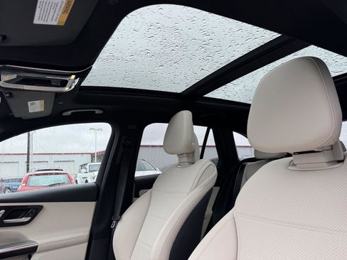 Certified 2025 Mercedes-Benz GLC 300 image 13