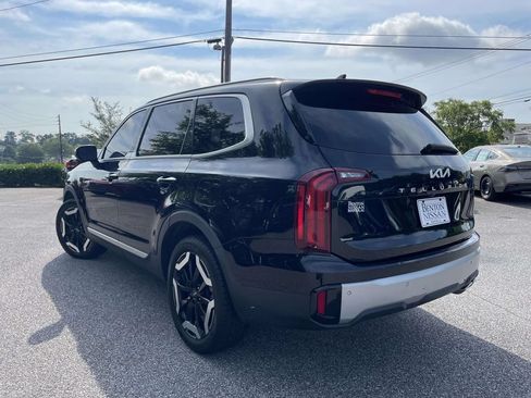 Used 2023 Kia Telluride S FWD image 5
