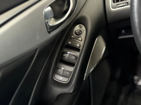 Used 2023 INFINITI Q50 Luxe w/ Cargo Package image 23