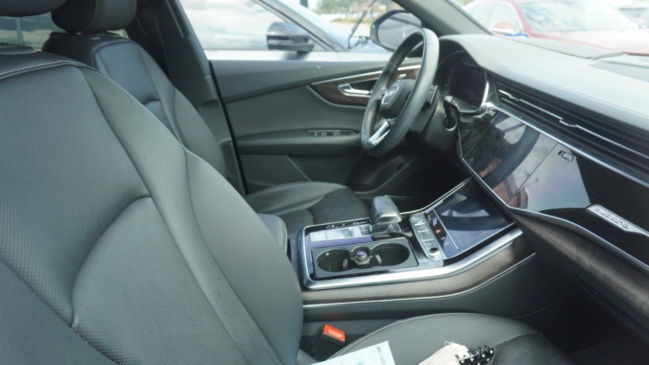 Used 2019 Audi Q8 Prestige w/ Year 1 Package AWD/4WD image 11