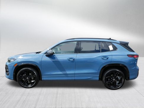 Certified 2025 Volkswagen Tiguan SE R-Line AWD/4WD image 4