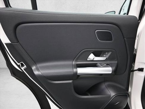 Certified 2025 Mercedes-Benz GLA 35 AMG 4MATIC image 24