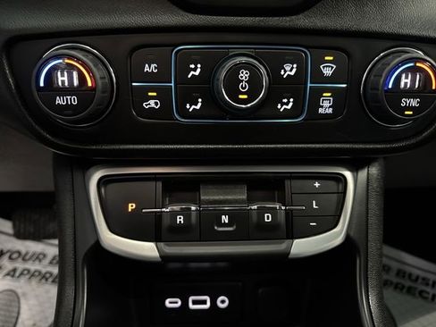 Certified 2023 GMC Terrain SLE w/ Driver Convenience Package image 15