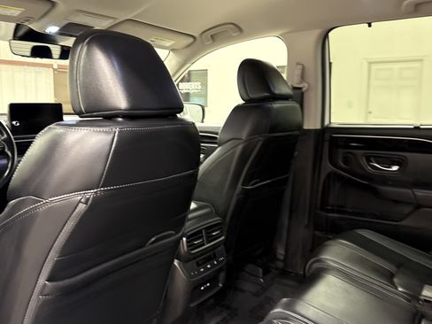 Used 2025 Honda Pilot EX-L image 14