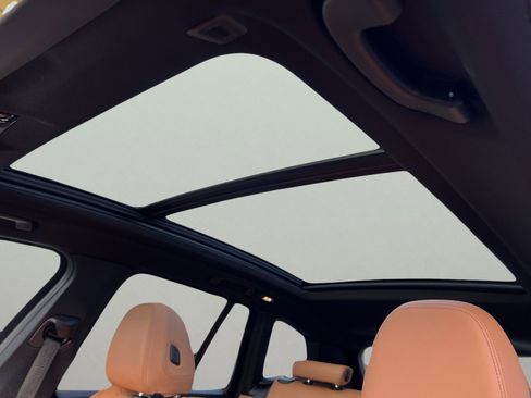 Used 2022 BMW X3 xDrive30i w/ Convenience Package image 36