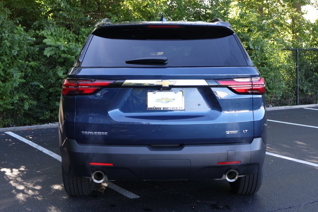 Certified 2023 Chevrolet Traverse LT FWD image 8