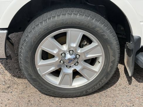 Used 2013 Ford F150 Lariat w/ Mid Equipment Group AWD/4WD image 5