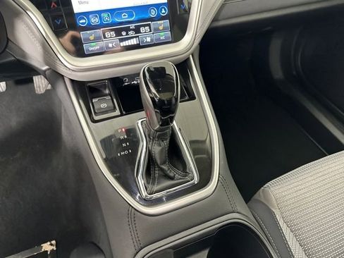 Used 2023 Subaru Outback Premium image 20