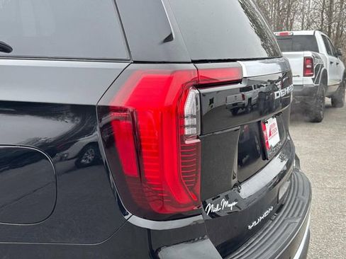 Certified 2025 GMC Yukon Denali image 12