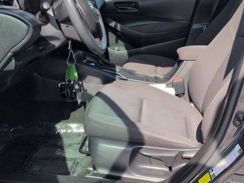 Used 2024 Toyota Corolla LE FWD image 12