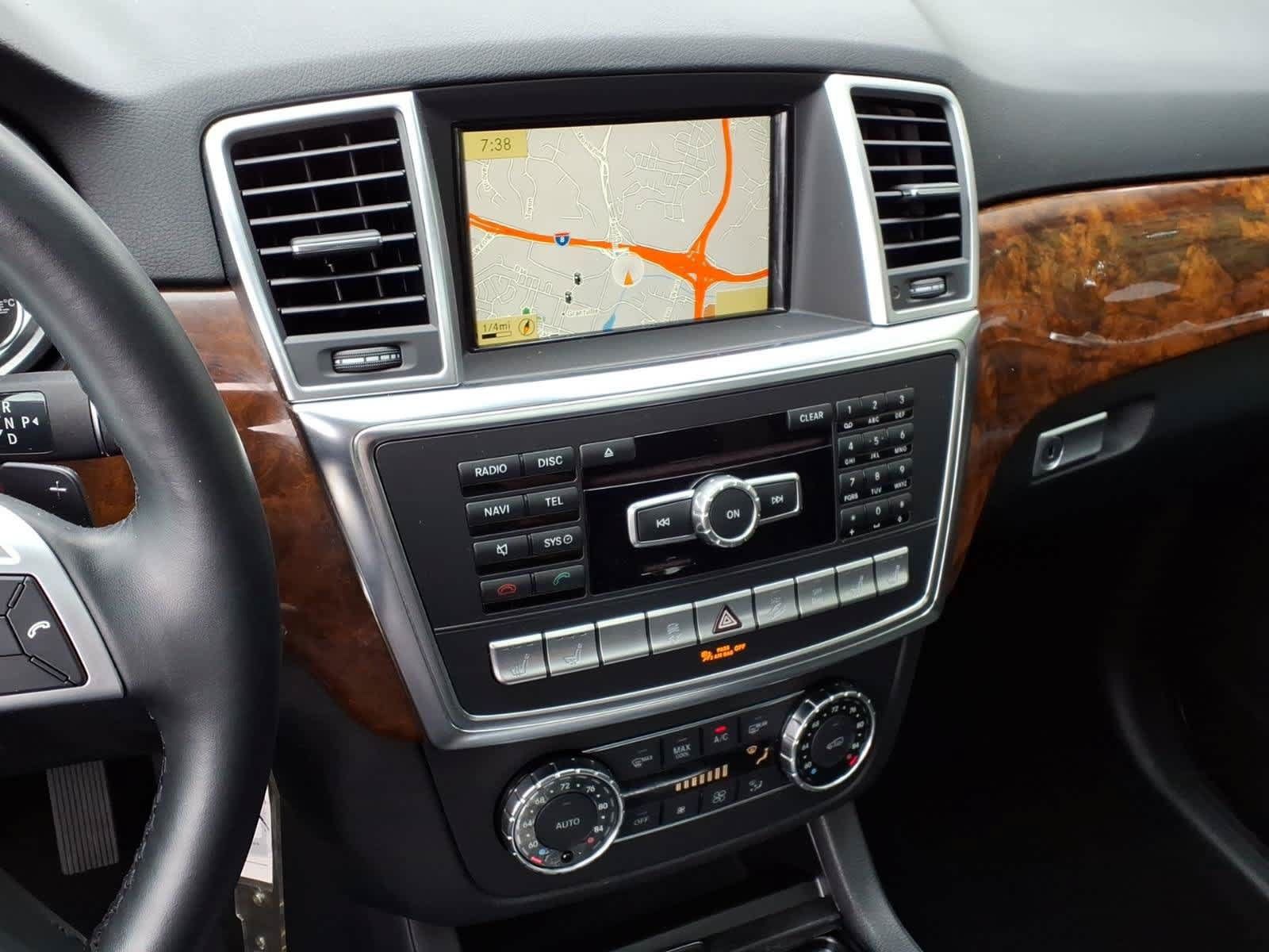 Used 2012 Mercedes-Benz ML 350 BlueTEC 4MATIC image 21