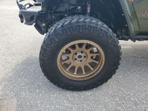 Used 2023 Jeep Gladiator Mojave w/ Trailer Tow Package image 17