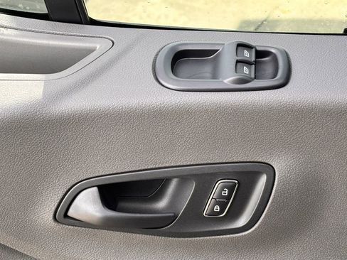 New 2026 Ford Transit 250 148 Medium Roof w/ Load Area Protection Package image 22