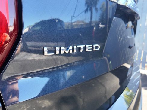 Used 2017 Ford Explorer Limited w/ Equipment Group 301A image 9