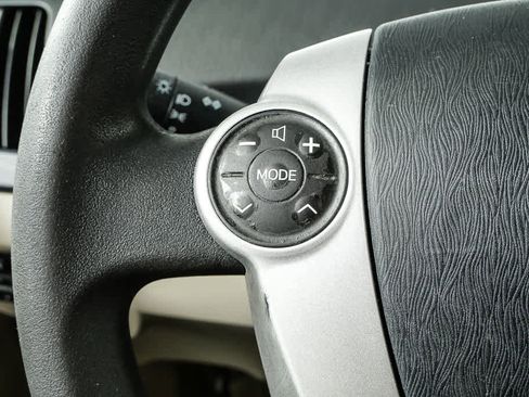 Used 2010 Toyota Prius Two image 9