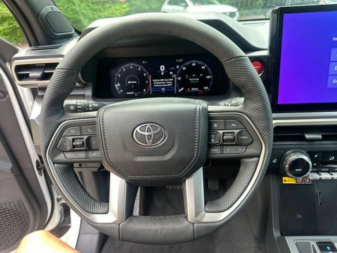 New 2026 Toyota Tacoma TRD Off-Road w/ TRD Off Road Premium Package AWD/4WD image 30