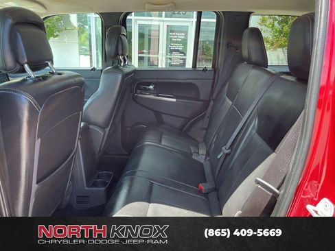 Used 2012 Jeep Liberty Limited Jet w/ Comfort/Convenience Group AWD/4WD image 13