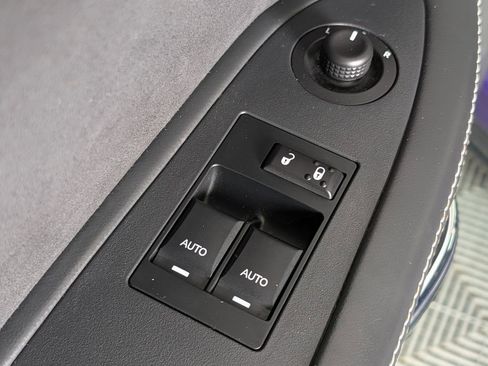 Used 2014 Dodge Challenger SRT8 w/ Harman/Kardon Audio Group RWD image 25