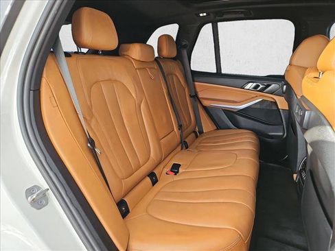 Used 2022 BMW X5 sDrive40i w/ Premium Package image 21