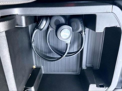 Used 2021 GMC Yukon Denali image 38