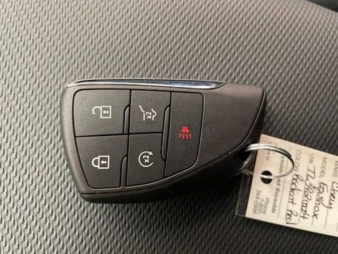 New 2026 Chevrolet Equinox LT w/ Convenience Package II AWD/4WD image 20