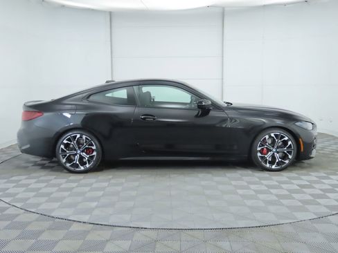 Certified 2025 BMW 430i Coupe w/ M Sport Package image 4