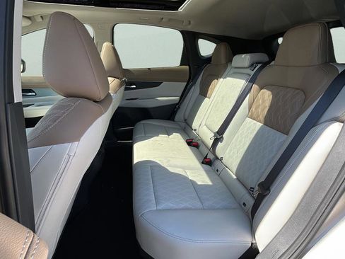 New 2026 Nissan Murano Platinum w/ Cargo Package AWD/4WD image 16