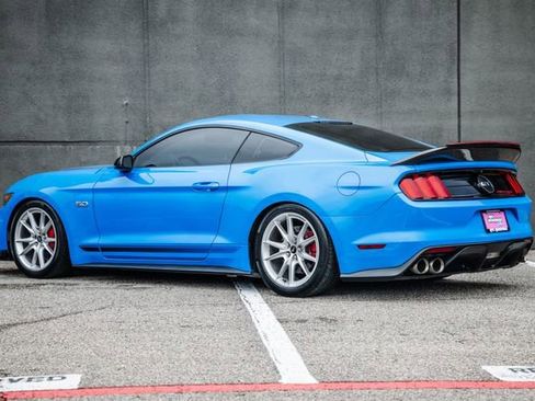 Used 2017 Ford Mustang GT Premium w/ Equipment Group 401A RWD image 45