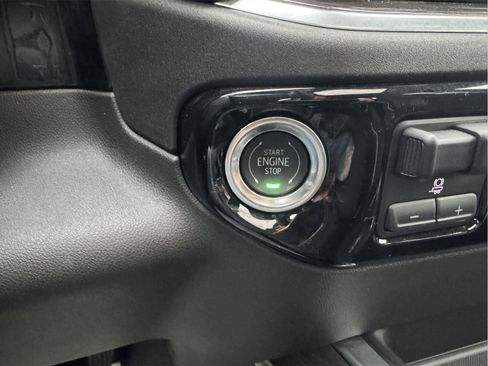 Used 2024 Chevrolet Silverado 2500 LTZ w/ LTZ Premium Package image 26