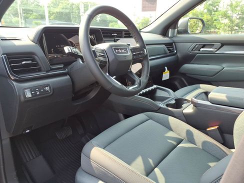 New 2026 GMC Terrain AT4 w/ Convenience Package III AWD/4WD image 12