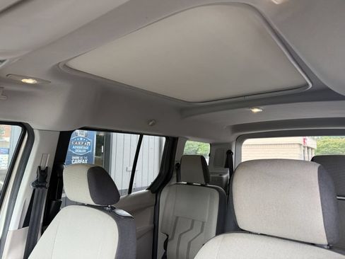 Used 2016 Ford Transit Connect XLT FWD image 20