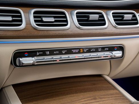 New 2026 Mercedes-Benz GLE 450 4MATIC image 27