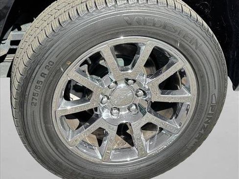 Used 2018 GMC Yukon XL Denali w/ Open Road Package AWD/4WD image 9